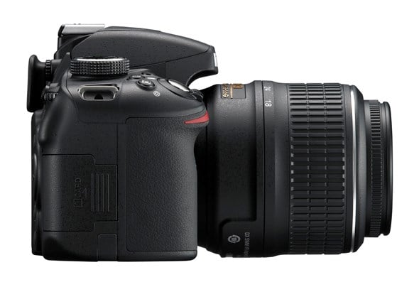 D3200 c