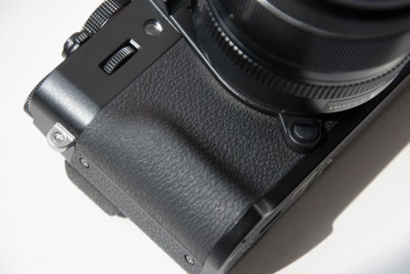 Fuji X-T10 vs X-T1: 27 Key Differences