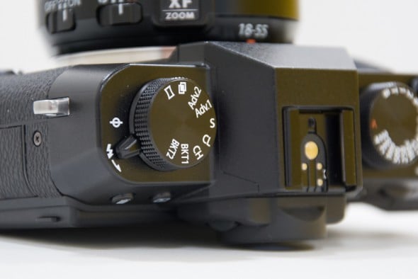 Fuji X-T10 vs X-T1: 27 Key Differences