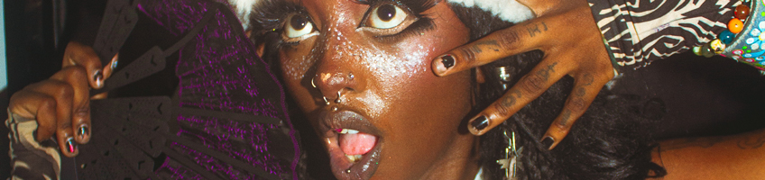© Wex Photo Video mia-evans-top.jpg