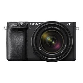 Sony A6400 with 18-135mm Lens